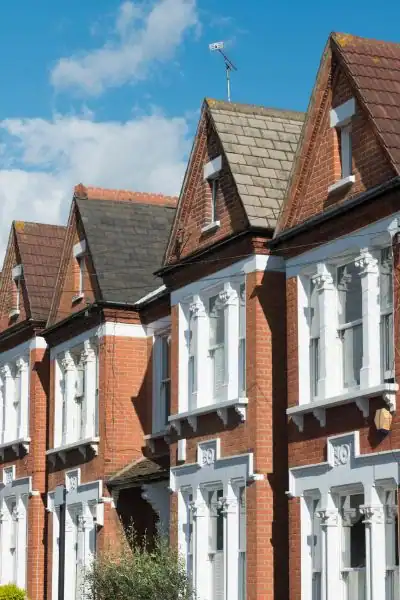 The Question Every Homeowner Asks: When Should I Serve Notice Wokingham?